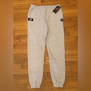 New Balance Hoops Essentials Fundamental Pant Grey Sweatpants‎ Kids XL